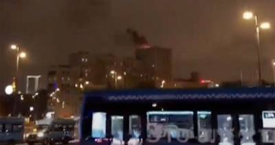 В центре Москвы горит историческое здание