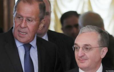Главы МИД Армении и России обсудили ход миротворческой миссии в Карабахе
