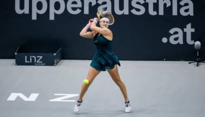 Соболенко обыграла Мертенс и выиграла турнир WTA в Линце