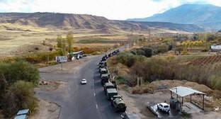 Российские военные отчитались о сопровождении беженцев в Лачинском коридоре
