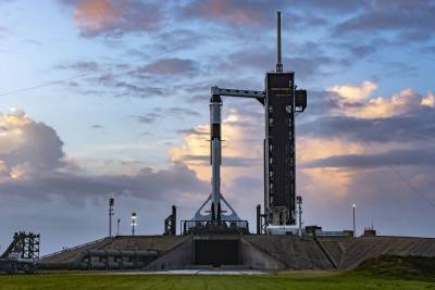 Трансляция (и все детали) первого эксплуатационного полета корабля SpaceX Crew Dragon (Crew-1)