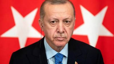 ЕС угрожает Турции санкциями за "агрессивный исламизм"