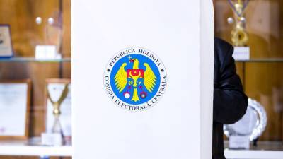 Явка на второй тур выборов президента в Молдавии превысила 50%