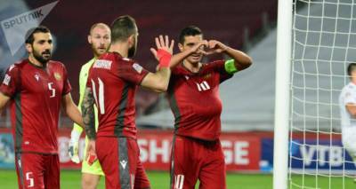 Футбольная победа: Армения выиграла у Грузии и сохранила шанс на первое место в группе