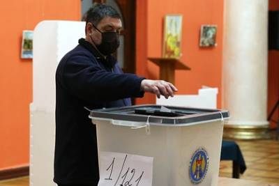 В России усомнились в прозрачности выборов президента Молдавии за границей