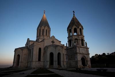 Армения осудила осквернение христианского собора в Шуши