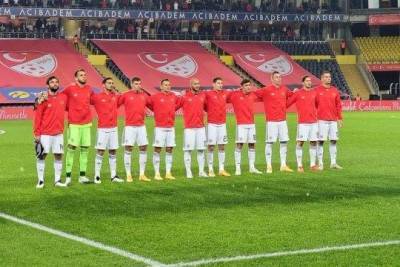 Сборная Россия в меньшинстве уступила Турции в матче Лиги наций