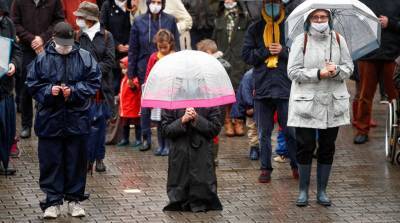 Во Франции католики протестуют против ограничений, связанных с коронавирусом