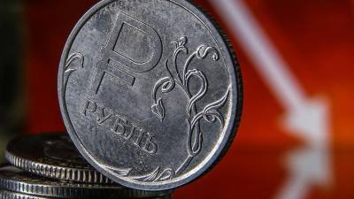 Ослабление рубля добавит инфляции 1 процентный пункт