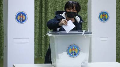 Завершилось голосование на выборах президента Молдавии
