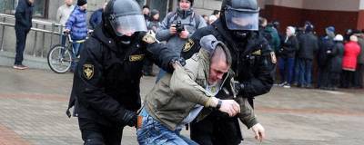 В Минске против протестующих применили слезоточивый газ
