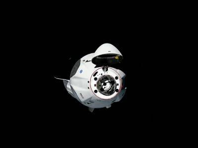 Люк корабля Crew Dragon, стартующего на МКС, не удалось герметично закрыть с первого раза