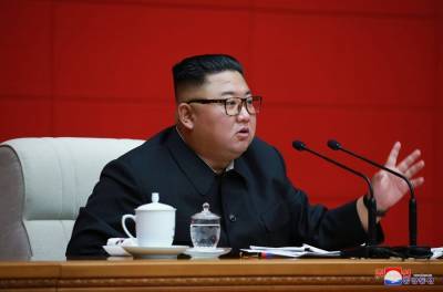 Ким Чен Ын появился на публике впервые за 25 дней