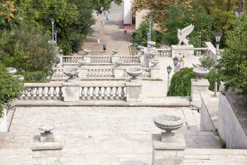 Реставрацию Митридатских лестниц в Керчи завершат в 2020 году