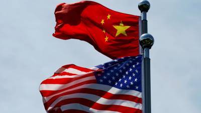 Пекин назвал безосновательным запрет инвестирования в бизнес КНР в США