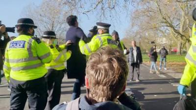 Лондон: протесты ковид-диссидентов и самоизоляция премьера