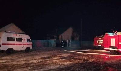 В Башкирии при пожаре погибло два человека, в том числе ребёнок