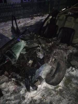 В ночном ДТП в Кемерове погиб мужчина и пострадала женщина