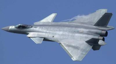 Главный конструктор рассказал о тотальной уязвимости американского истребителя F-22 перед китайским J-20