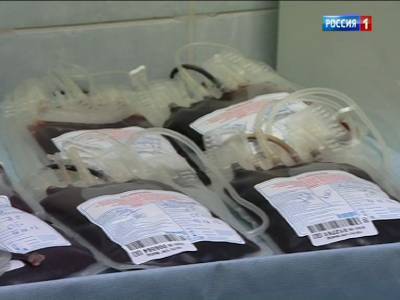 Студенты ЮФУ и сотрудники "Роствертола" сдали кровь для пациентов больниц
