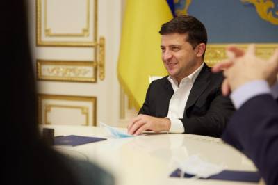 Зеленский поздравил Санду с победой на президентских выборах в Молдове