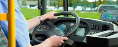 Водители автобусов будут носить браслеты, предупреждающие сон за рулем