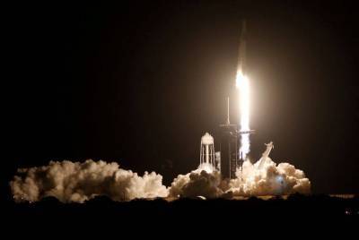 "Отлично взлетели": SpaceX отправила четверых астронавтов в космос
