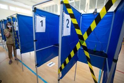В Екатеринбурге 3% избирателей досрочно проголосовали на довыборах. Это аномальная явка