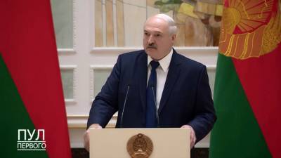 Лукашенко: 80 % полномочий президента можно передать без ломки конституции