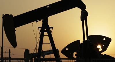 Нефть растет на новостях из Китая и Японии, а также надеждах на сохранение ограничений ОПЕК+