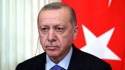 Президент Турции намерен отправить военных в Азербайджан