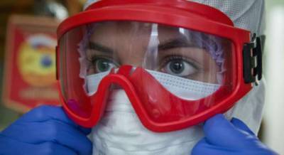 В Крыму продолжает бушевать эпидемия коронавируса