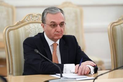 Премьер Армении решил уволить главу МИДа Зограба Мнацаканяна
