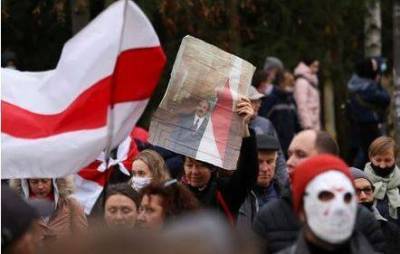 МВД Белоруссии сообщило о 700 задержанных на протестах в воскресенье