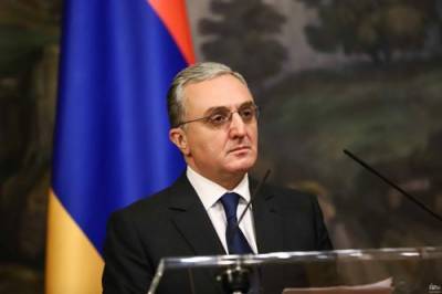 Никол Пашинян намерен уволить главу МИД Армении Зограба Мнацаканяна
