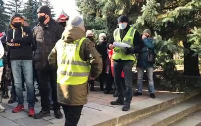 Еще один город в Украине намерен отказаться от карантина выходного дня