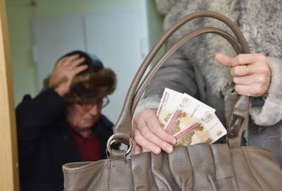 Не более 10 тыс. рублей: новое ограничение по деньгам ждет пенсионеров
