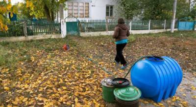 Жители Крыма жалуются на срывы графика и плохое качество воды