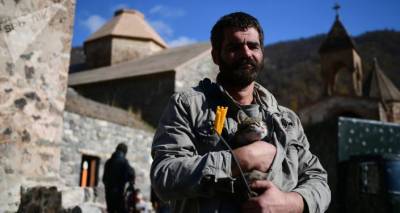 Карабах после войны: горящие дома, брошенное оружие и миротворцы