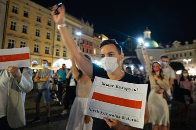 Белоруссия потребовала от Польши выдать основателей оппозиционного телеграм-канала НЕХТА
