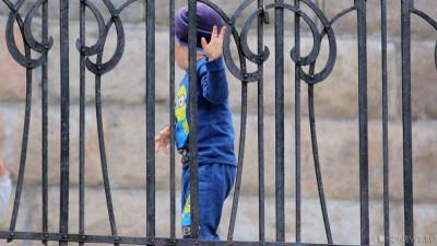 «Расхожий миф»: чиновники мэрии Москвы опровергли слухи о сокращении нянечек в столичных детсадах