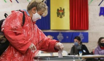В Молдавии начался второй тур выборов президента