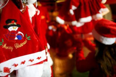 Министр Бельгии разрешил Санта Клаусу нарушить карантин, чтобы он успел раздать детям подарки