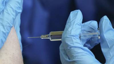В РФПИ оценили результаты испытаний вакцины Moderna от коронавируса