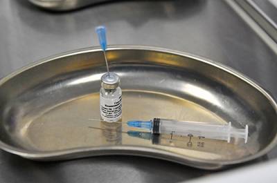 ВОЗ: вакцина от коронавируса не остановит пандемию