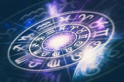 Известный астролог дал жителям России прогноз на декабрь