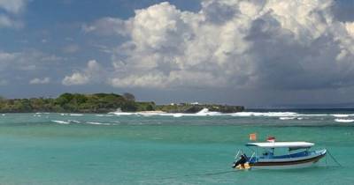 На острове Бали хотят запретить алкоголь: туристам грозит тюремный срок