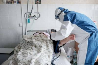 В НСЗУ пожаловались, что на лечение украинцев с COVID-19 в больницах не хватает 5,6 млрд грн - newsone.ua - Украина