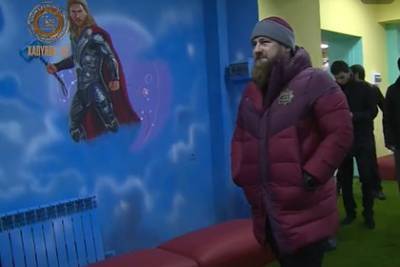 Кадыров поручил заменить персонажей Marvel в детском центре на чеченских героев