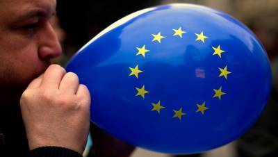 Польша и Венгрия заблокировали принятие бюджета ЕС: причина